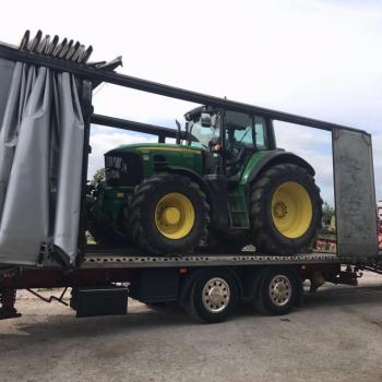 John Deere 7530 Heading to Poland